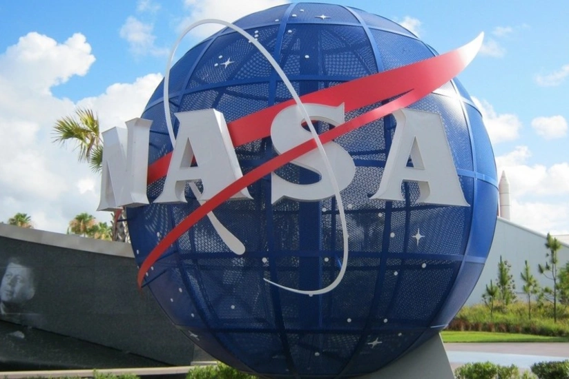 NASA опровергло появление новых трещин на МКС