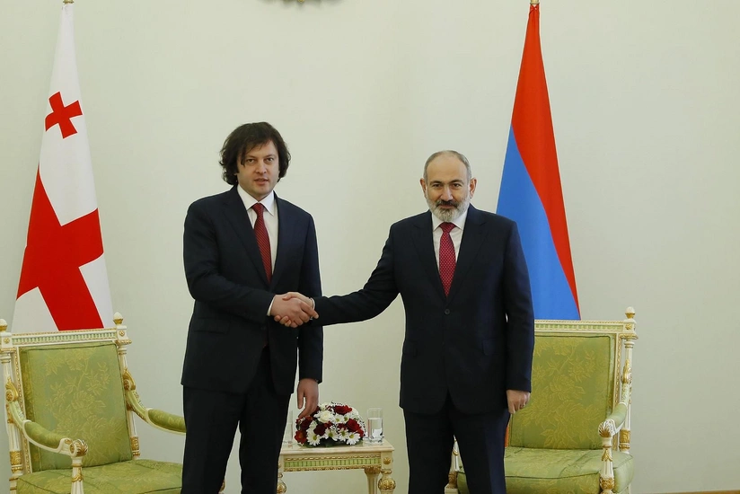 Gürcüstanın Baş naziri Nikol Paşinyanla görüşüb, regionda sülh prosesini müzakirə edib