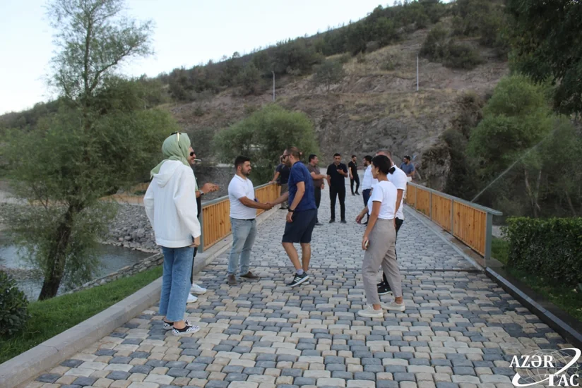 Türkiyənin media nümayəndələrinə Laçında aparılan tikinti-quruculuq işləri barədə məlumat verilib