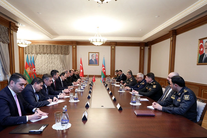 Zakir Həsənov və Hulusi Akar regional təhlükəsizlik məsələlərini müzakirə ediblər