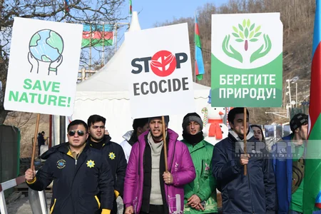 В акции на дороге Ханкенди-Лачын принимают участие и представители местной русской общины