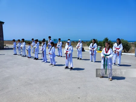 Xəzərin Zirə sahili zolağı tullantılardan təmizlənib