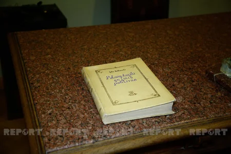 “Molla Nəsrəddin” jurnalının orijinal nüsxələri, Azərbaycan dilində 85 yaşlı kitab - REPORTAJ