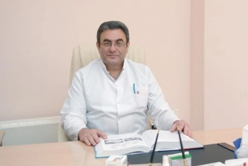 Baş həkim: Uşaqlar və gənclər koronavirusu yüngül keçirirlər