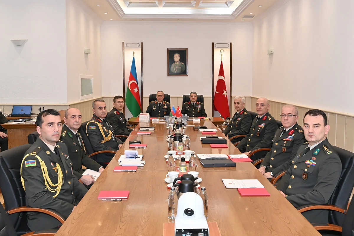 Azerbaijan Land Forces Commander pays official visit to Türkiye