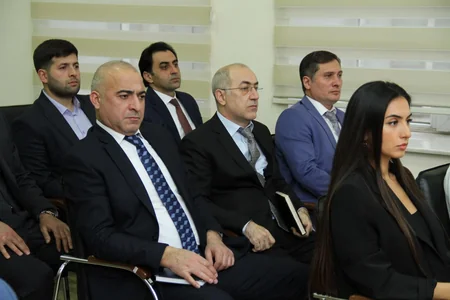 Vəkilliyə namizədlərlə icbari təlimə başlanılıb