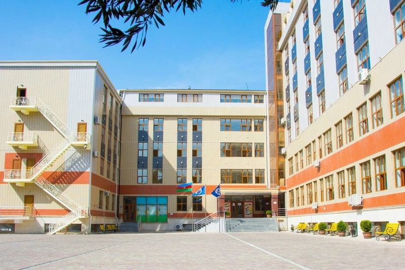 Dünya Məktəbinin valideynləri təhsil haqlarında güzəştin edilməsini istəyir