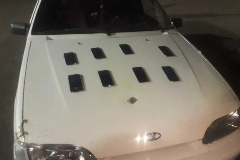 Gömrükçülər ölkəyə qanunsuz mobil telefon gətirilməsinin qarşısını alıb