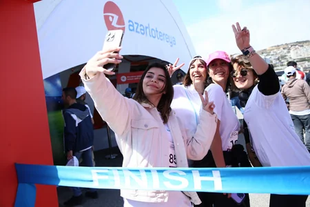 “Azərlotereya” “Bakı Marafonu-2024”də