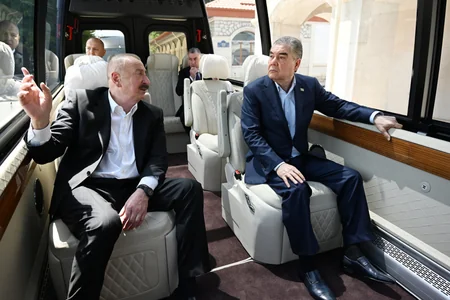 President Ilham Aliyev and Gurbanguly Berdimuhamedov visited “Heydar Aliyev and Garabagh” exhibition at Creativity Center in Shusha