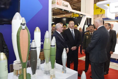 Prezident İlham Əliyev “ADEX-2016” sərgisində iştirak edib