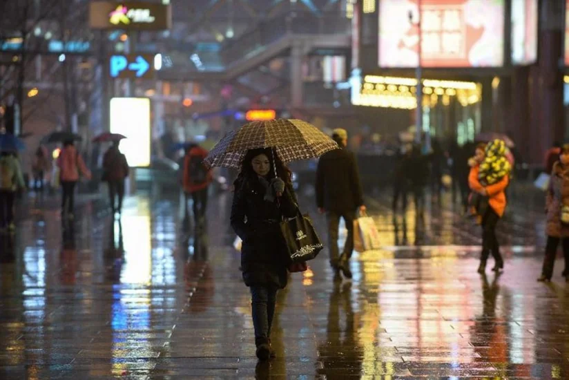 Pekində leysan yağışları ilə əlaqədar yüksək təhlükə səviyyəsi elan edilib