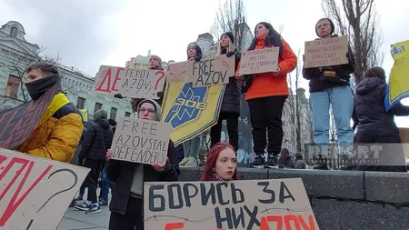 Protest rally in Kyiv - Russia is demanded to release Azovstal prisoners - PHOTOS