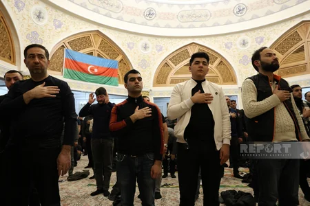 Bakıda Qədr gecəsi keçirilir - FOTOREPORTAJ