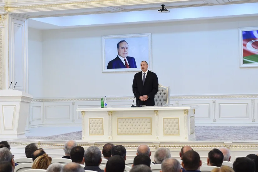 Azərbaycan Prezidenti: Qarşıya qoyulan vəzifələr bəzi hallarda icra edilmir, yaxud da səhlənkarlıq edilir, yarımçıq icra olunur