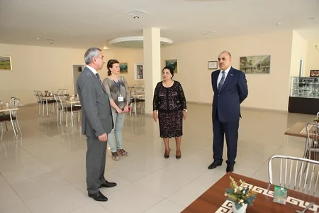 Yanan binanın sakinlərinin yerləşdiriləcəyi ünvanlar açıqlanıb