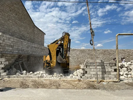 Bakıda qanunsuz tikilən obyektlər sökülüb