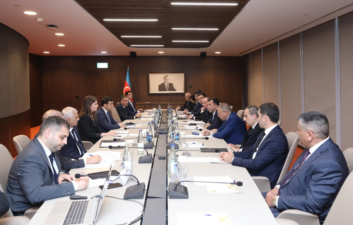 Naxçıvanın sosial-iqtisadi inkişafına dair Dövlət Proqramının icrası müzakirə olunub