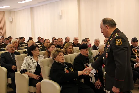 Müdafiə nazirinin müavini II Dünya müharibəsi veteranları ilə görüşüb