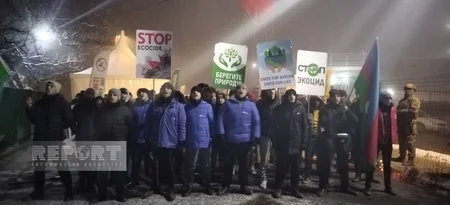 В ходе акции протеста на дороге Ханкенди-Лачын наблюдается оживление, несмотря на интенсивный снегопад