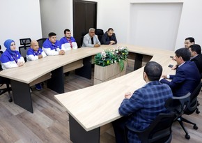 Dünya Kubokunda medal qazanmış parapauerliftinqçilərlə görüş keçirilib