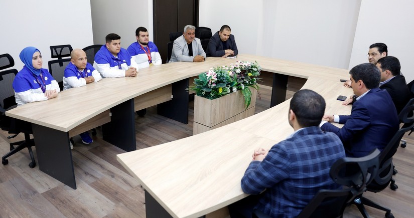Dünya Kubokunda medal qazanmış parapauerliftinqçilərlə görüş keçirilib