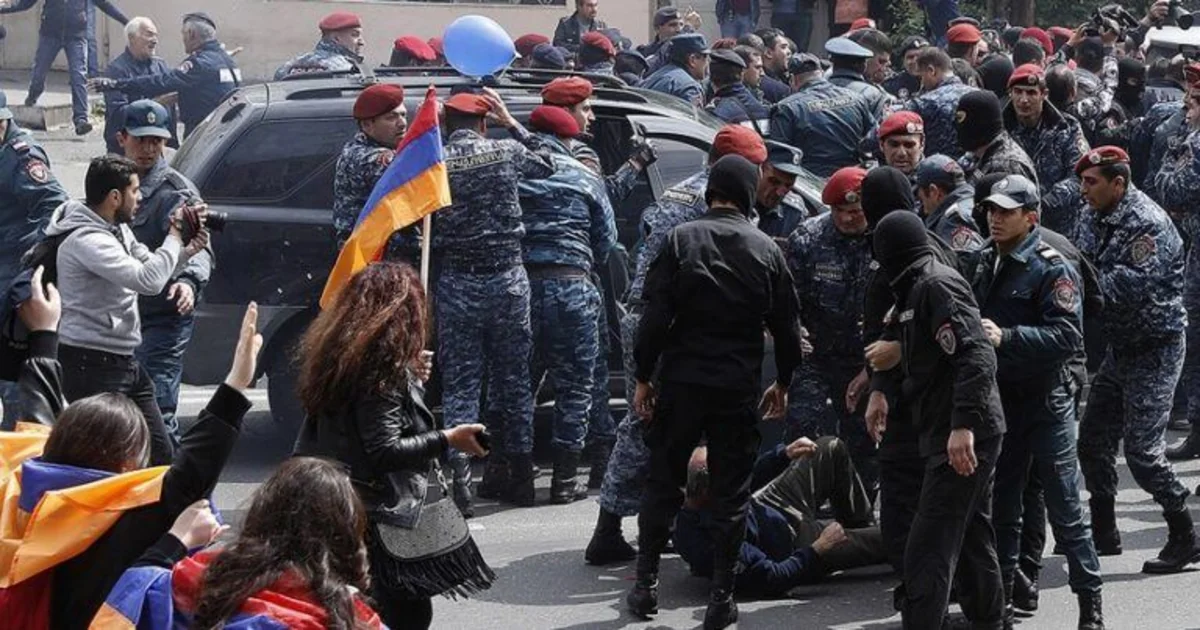 В Армении задержаны свыше 20 участников акции протеста