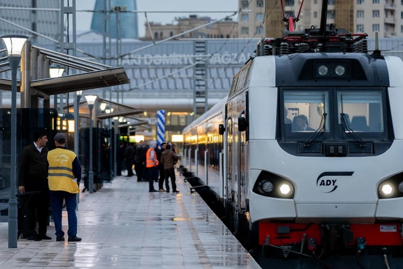 Sumqayıt-Pirşağı-Bakı qatarı qrafikdən qismən kənara çıxıb