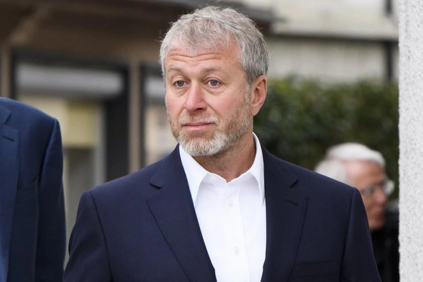 Abramoviç Çelsini sataraq Ukraynaya yardım edəcəyini açıqlayıb