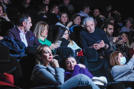 “CinemaPlus”da Selin Diona həsr olunan filmin nümayişi ilə bağlı tədbir keçirilib