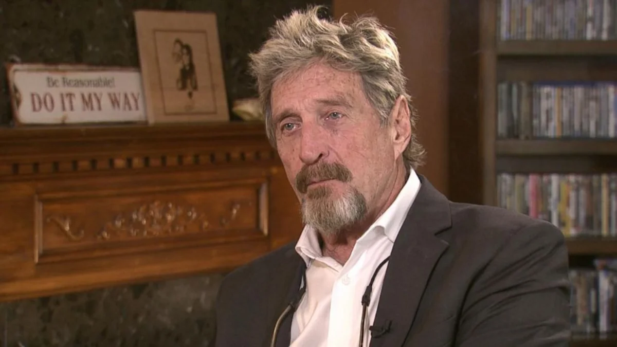 Основателя компании McAfee обвинили в США в мошенничестве