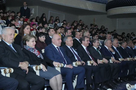 “Cırtdan nağıllar aləmində” meqa-şousu Gəncədə maraqla qarşılanıb