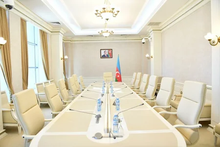 Milli Məclisin zallarına adlar verildi