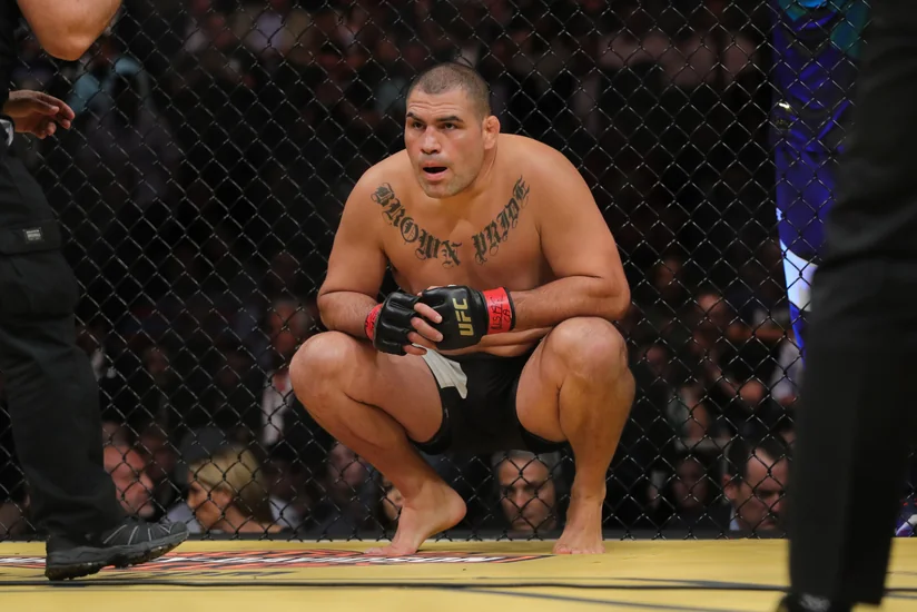 Amerikalı UFC çempionu 5 il müddətinə azadlıqdan məhrum edilib