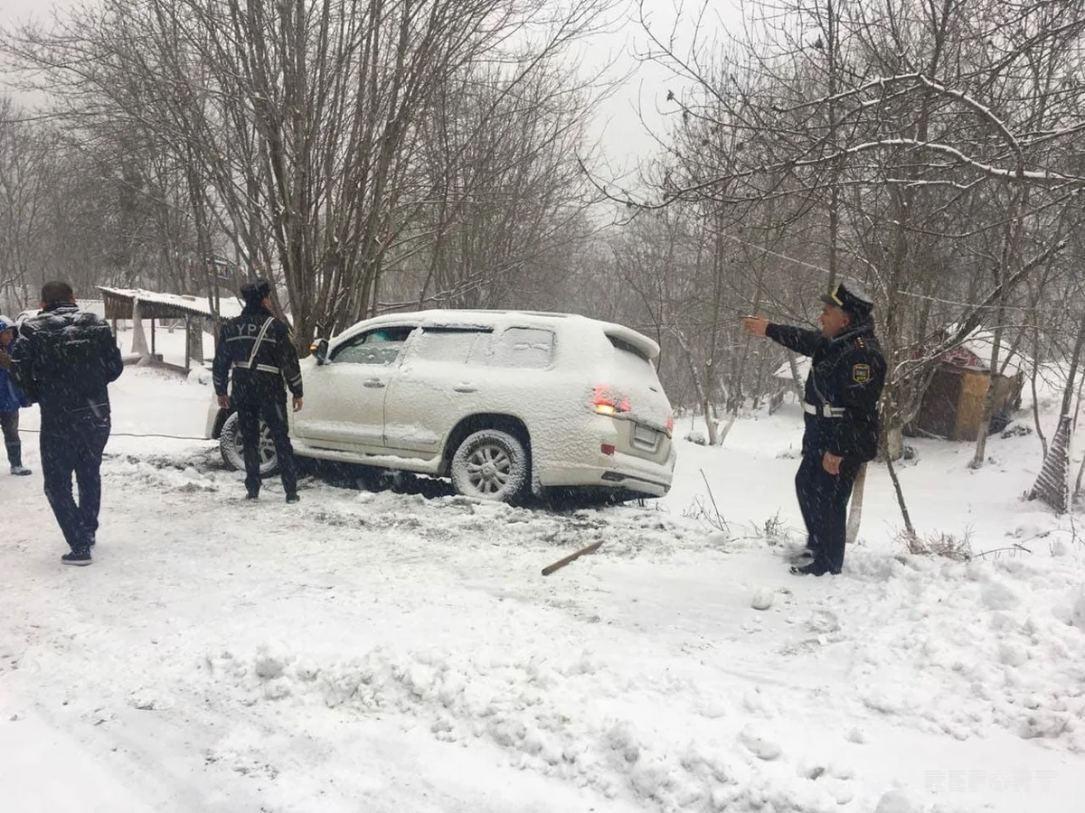 Qubada yağan qarın törətdiyi fəsadlar aradan qaldırılıb - FOTO - VİDEO