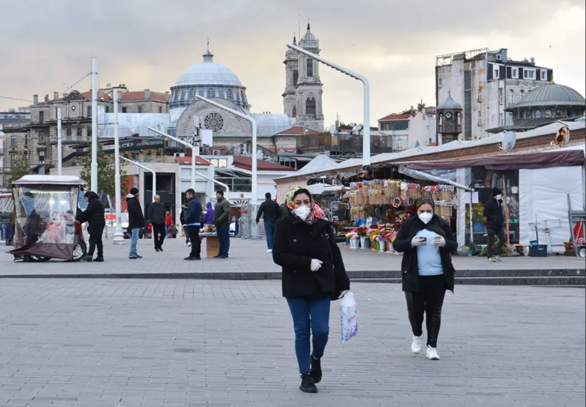 Türkiyədə 6 nəfərin “omikron” ştamına yoluxması qeydə alınıb