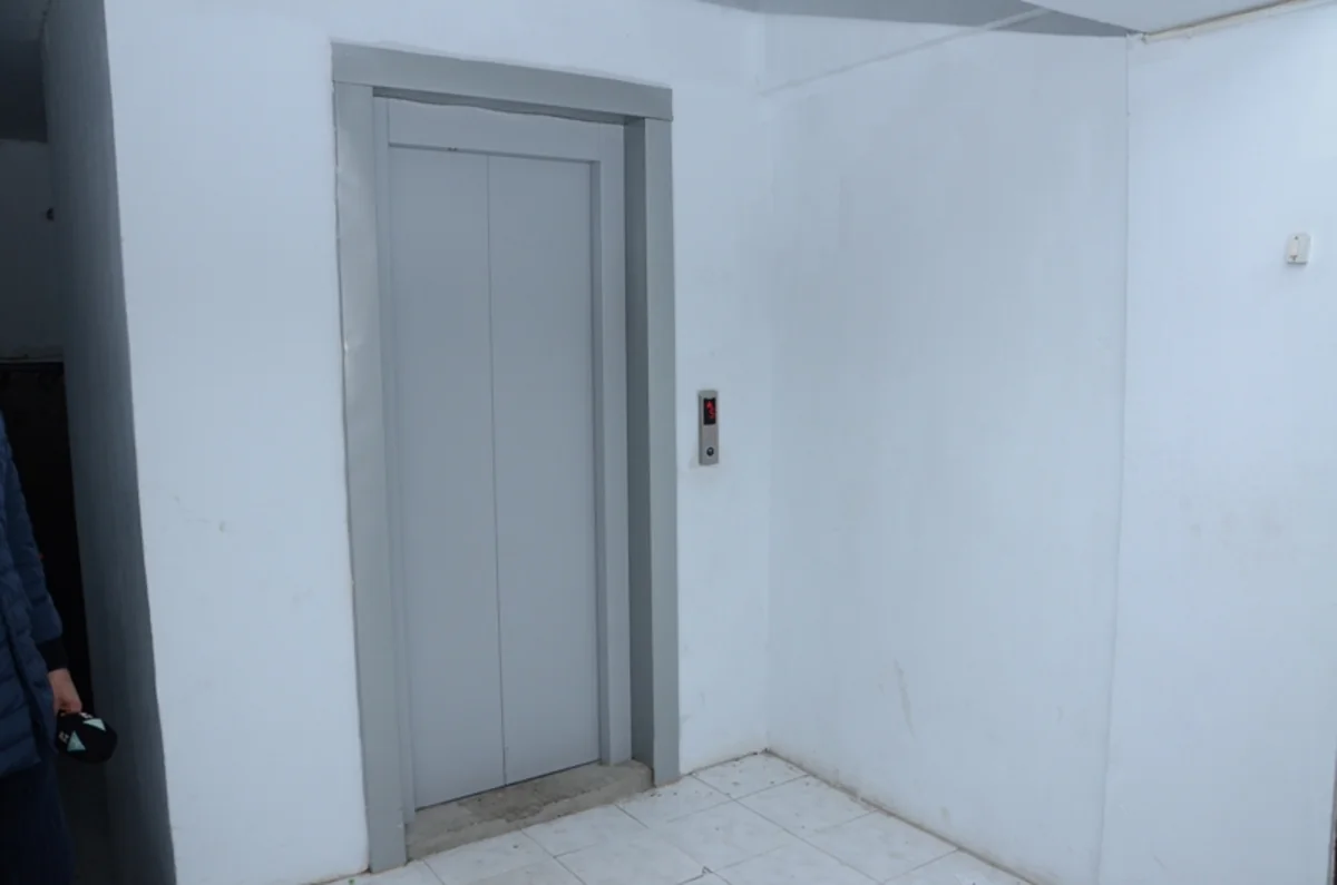 Bakıya yeni liftlər gətirilib