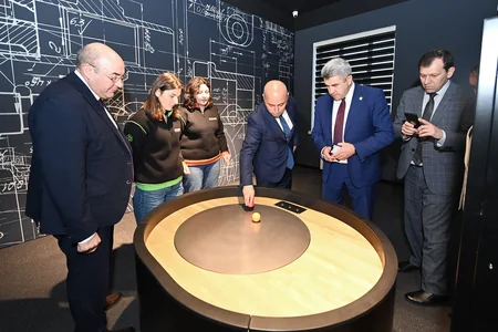 Tatarıstanın təhsil naziri Bakıda səfərdədir