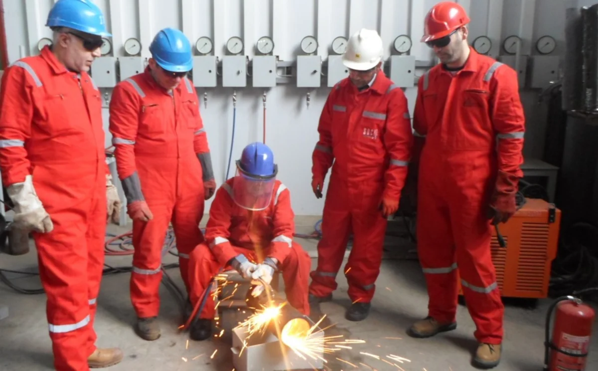 ​“BOS Shelf” SOCAR-ın işçilərinə təlim keçir