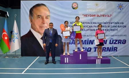 Nizami rayonunda “Heydər Əliyev İli” çərçivəsində Badminton üzrə açıq turnir keçirilib