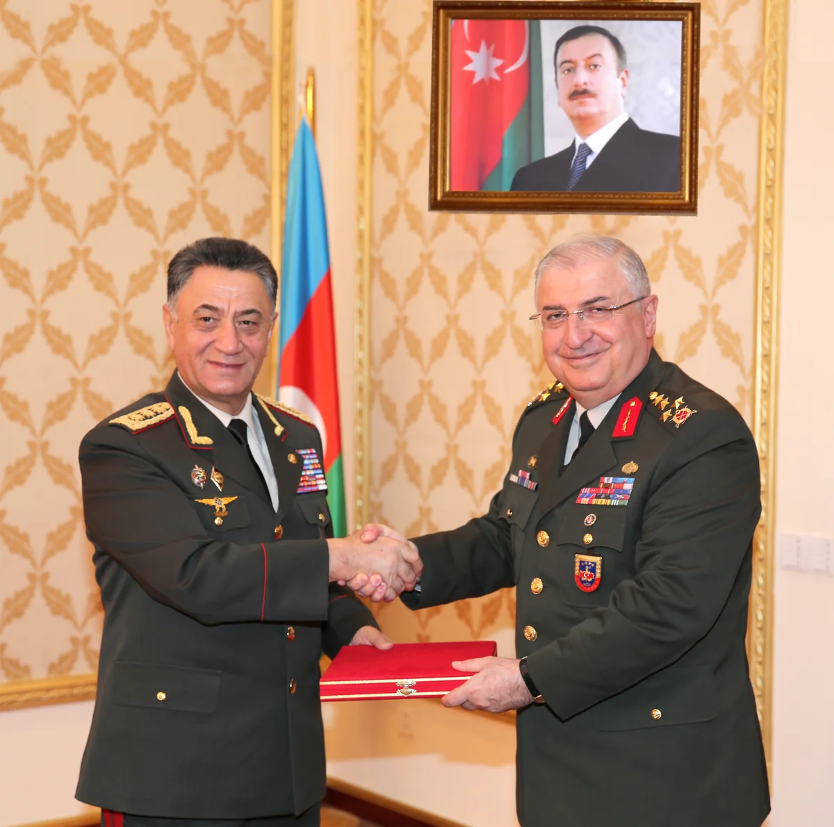Ramil Usubov Türkiyə Jandarm Qüvvələrinin Baş Komandanını qəbul edib
