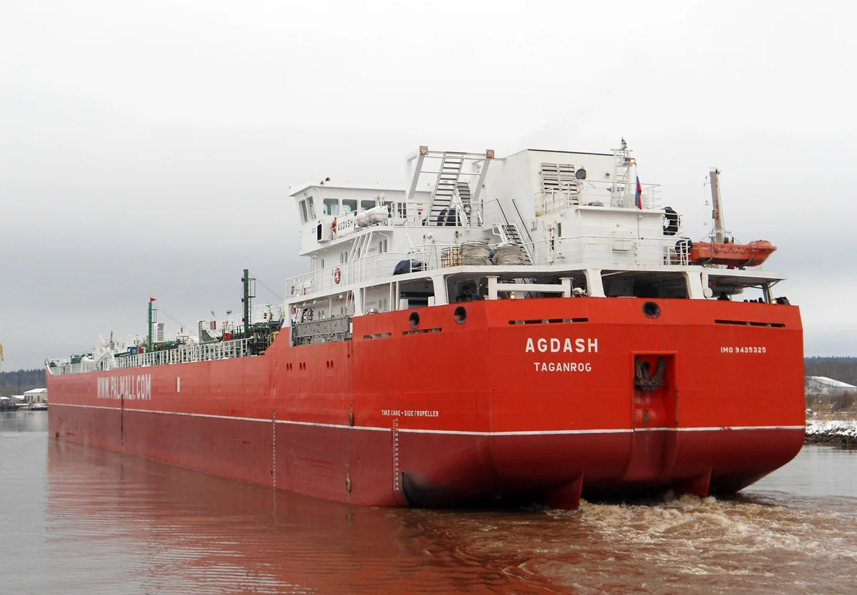 Azərbaycanlı dənizçilər “Ağdaş” tankerində qalıblar