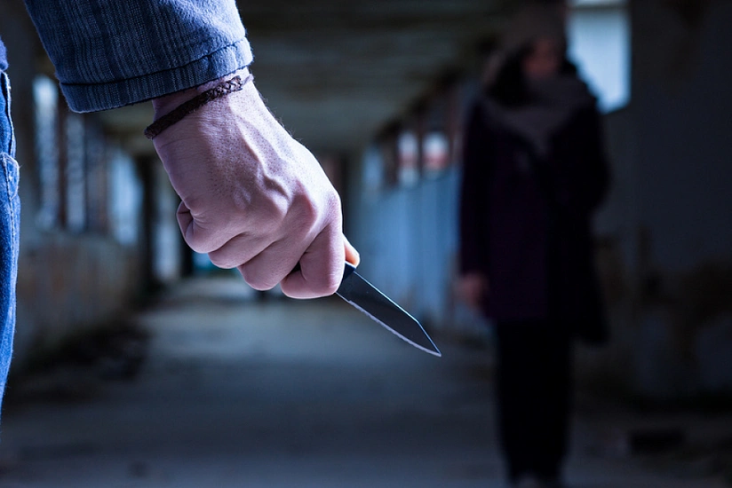 Kürdəmirdə yeniyetmələr arasında bıçaqlanma olub