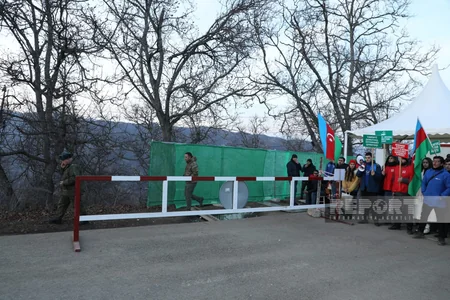 Protesters standing their ground although Khankandi-Lachin road is open