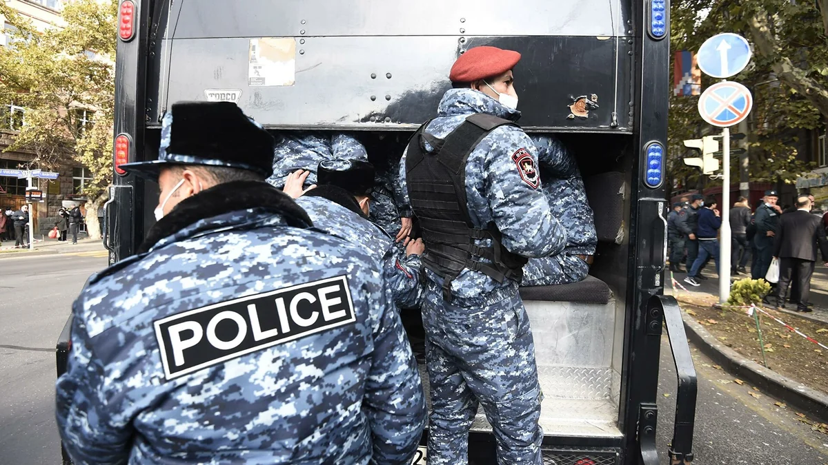 В ходе протестных акций в Ереване есть пострадавшие