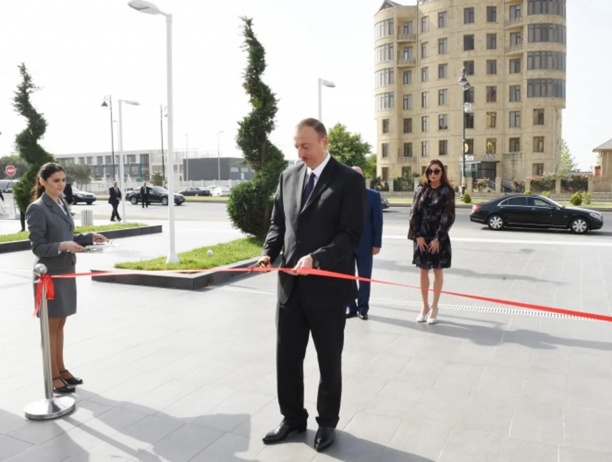 Президент Ильхам Алиев принял участие в открытии административного здания Федерации бокса Азербайджана и Qafqaz Baku Sport Hotel