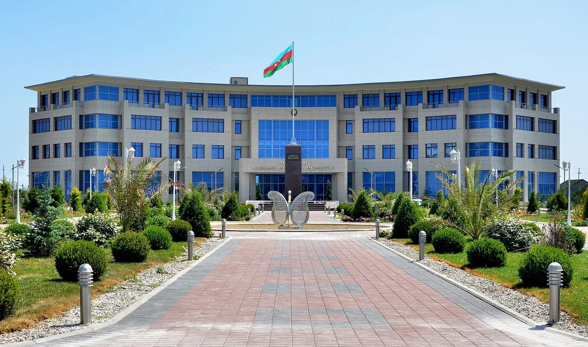 Pirallahı Rayon İcra Hakimiyyəti Kamil Zeynallıya cavab verdi
