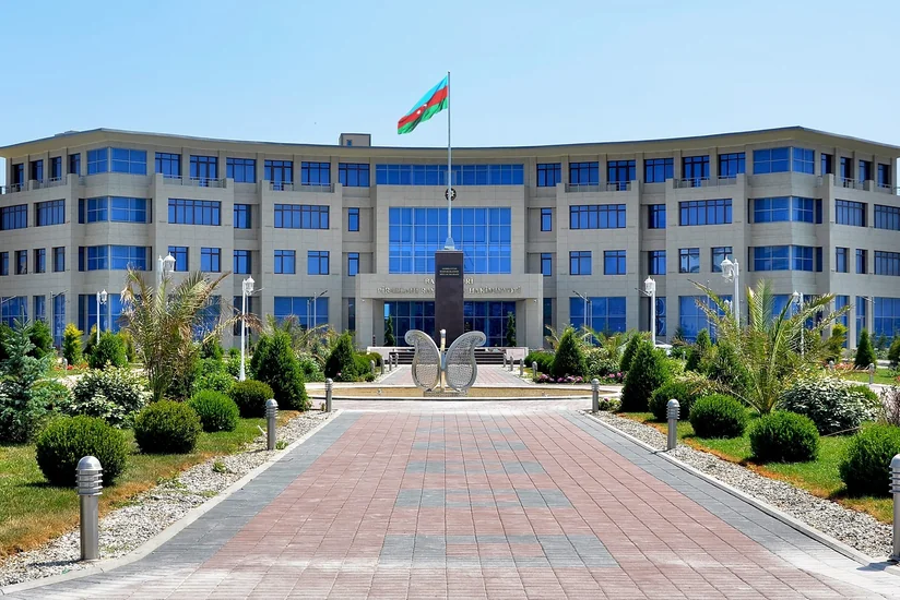 Pirallahı Rayon İcra Hakimiyyəti Kamil Zeynallıya cavab verdi