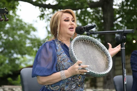 Şuşada “Muğam aləmi” 6-сı Beynəlxalq Musiqi Festivalının konsert proqramı olub