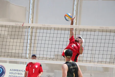 Çimərlik voleybolu üzrə Azərbaycan çempionatında yarımfinalçılar bəlli olub